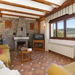 Saura Villa