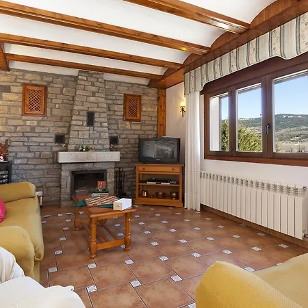 Saura Villa